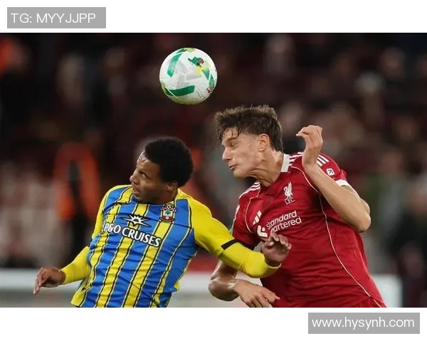 足总杯激战那不勒斯与利物浦战平红牌事件引发全场热议与转会猜测 足总杯激战那不勒斯与利物浦战平红牌事件引发全场热议与转会猜测